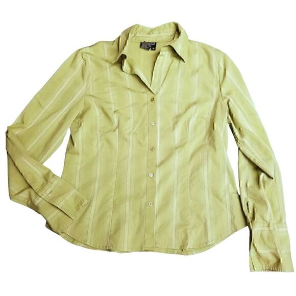 Green 3 Three Name Brand Blouses Button Down & Crewneck Sweater Tops - Picture 4 of 12